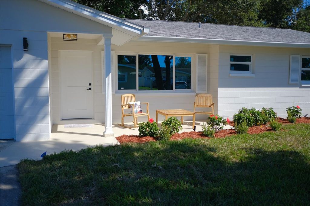 Photo of 9805 110th Lane, Seminole, FL 33772 (MLS # TB8439835)