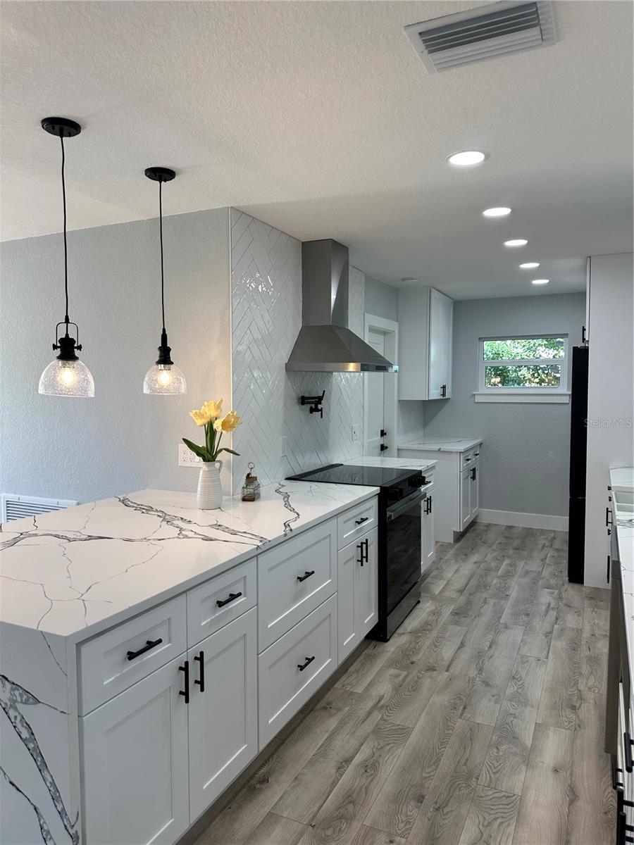 HALLMARK VILLAGE - Residential