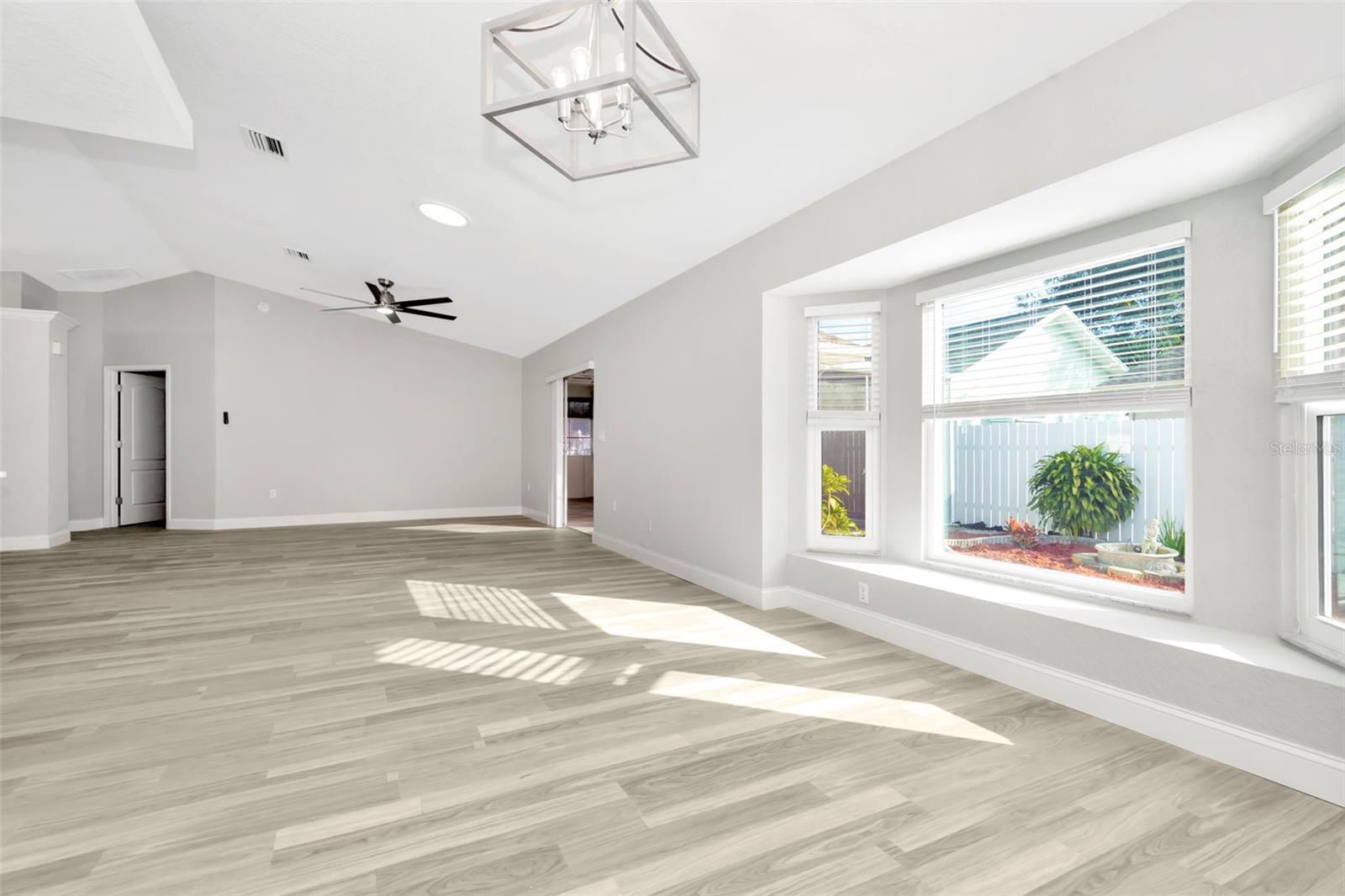 PARK LAKE ESTATES - Residential