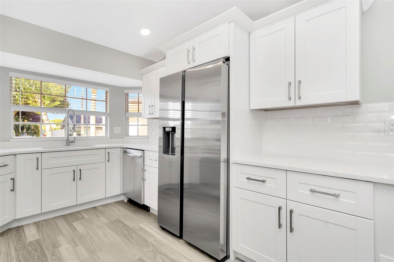 PARK LAKE ESTATES - Residential