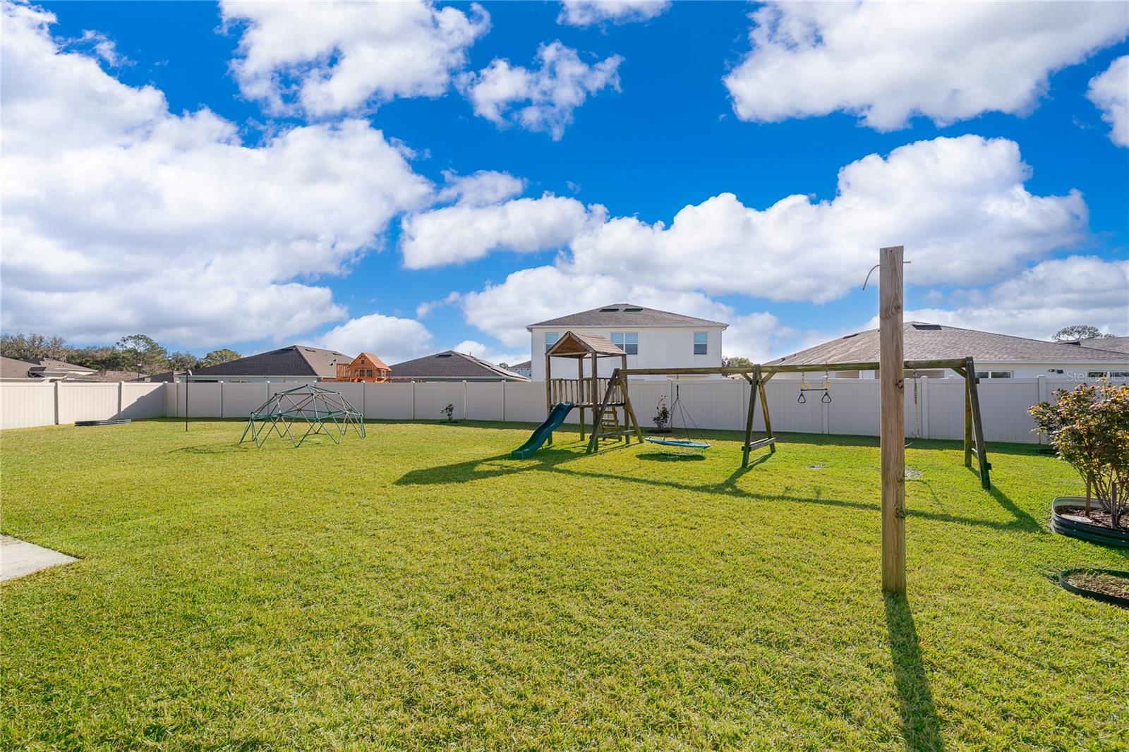 RIVERBEND AT CAMERON HEIGHTS - Residential