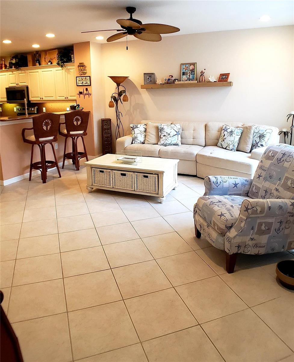 HARBORAGE ON BRADEN RIVER PH II - Residential