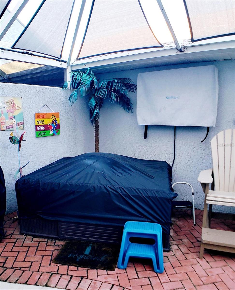 HARBORAGE ON BRADEN RIVER PH II - Residential