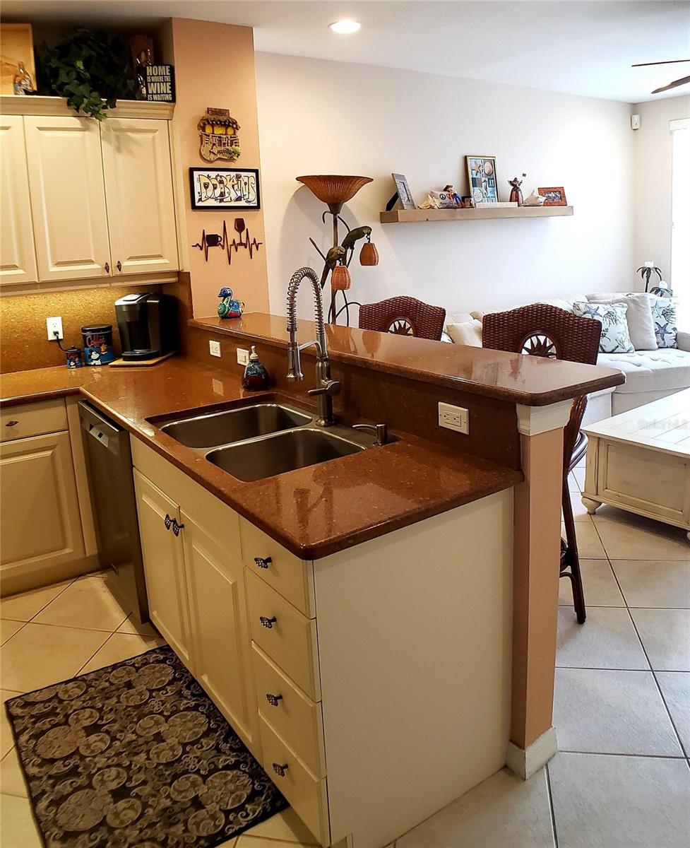 HARBORAGE ON BRADEN RIVER PH II - Residential