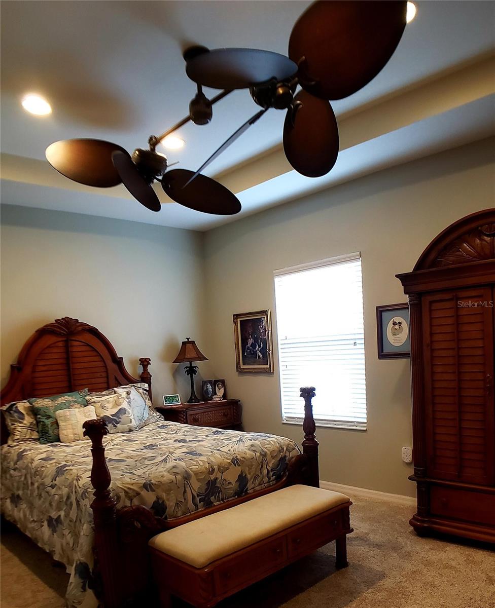 HARBORAGE ON BRADEN RIVER PH II - Residential