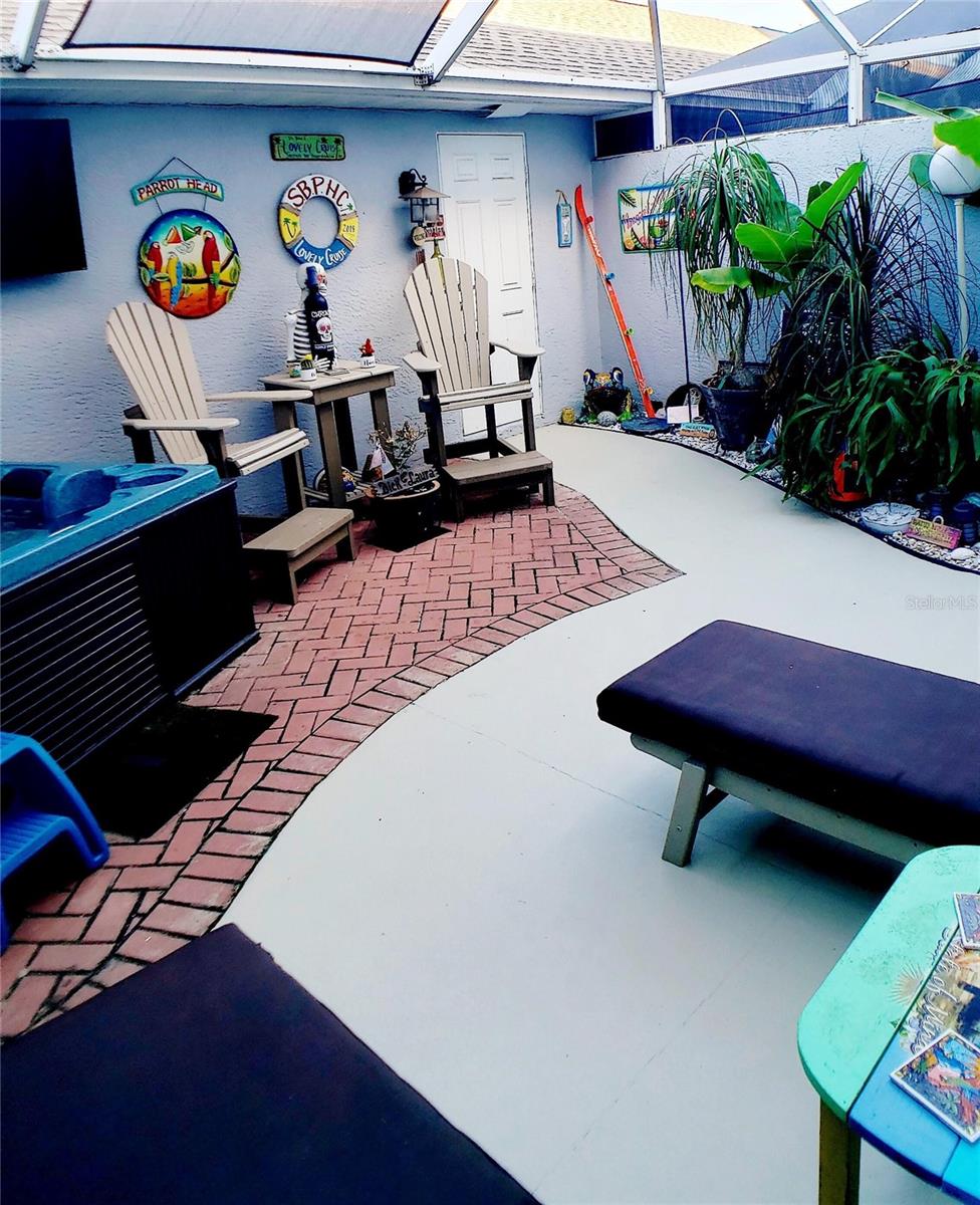 HARBORAGE ON BRADEN RIVER PH II - Residential