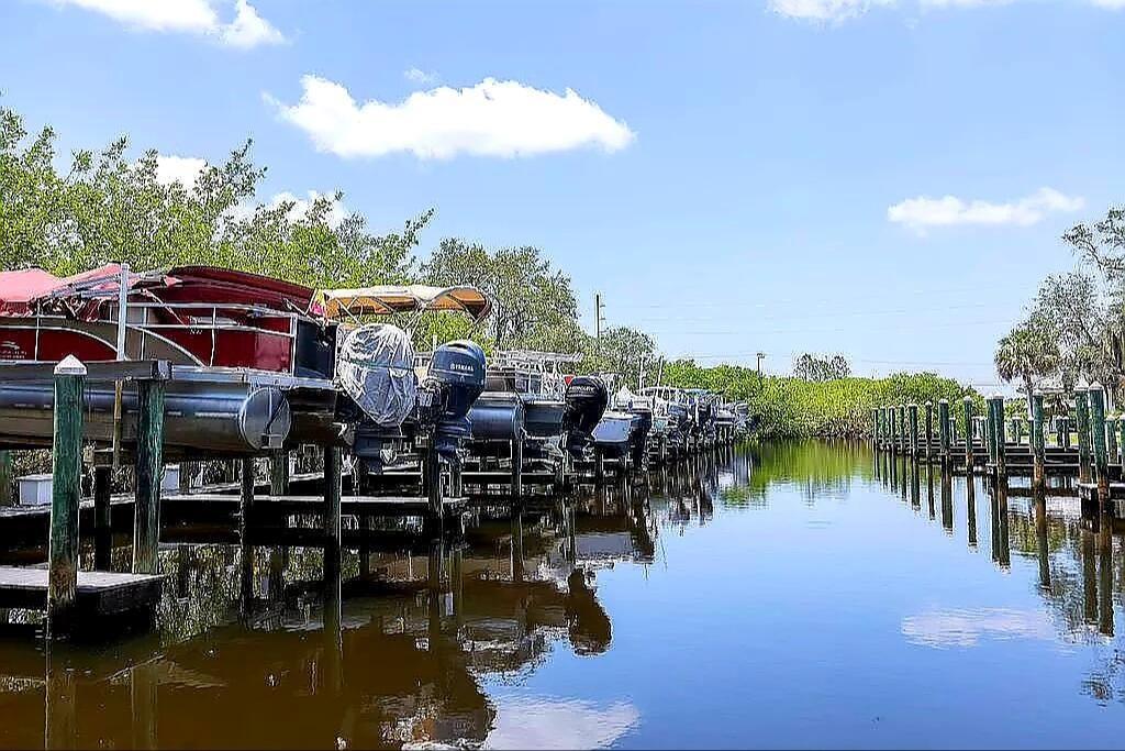 HARBORAGE ON BRADEN RIVER PH II - Residential