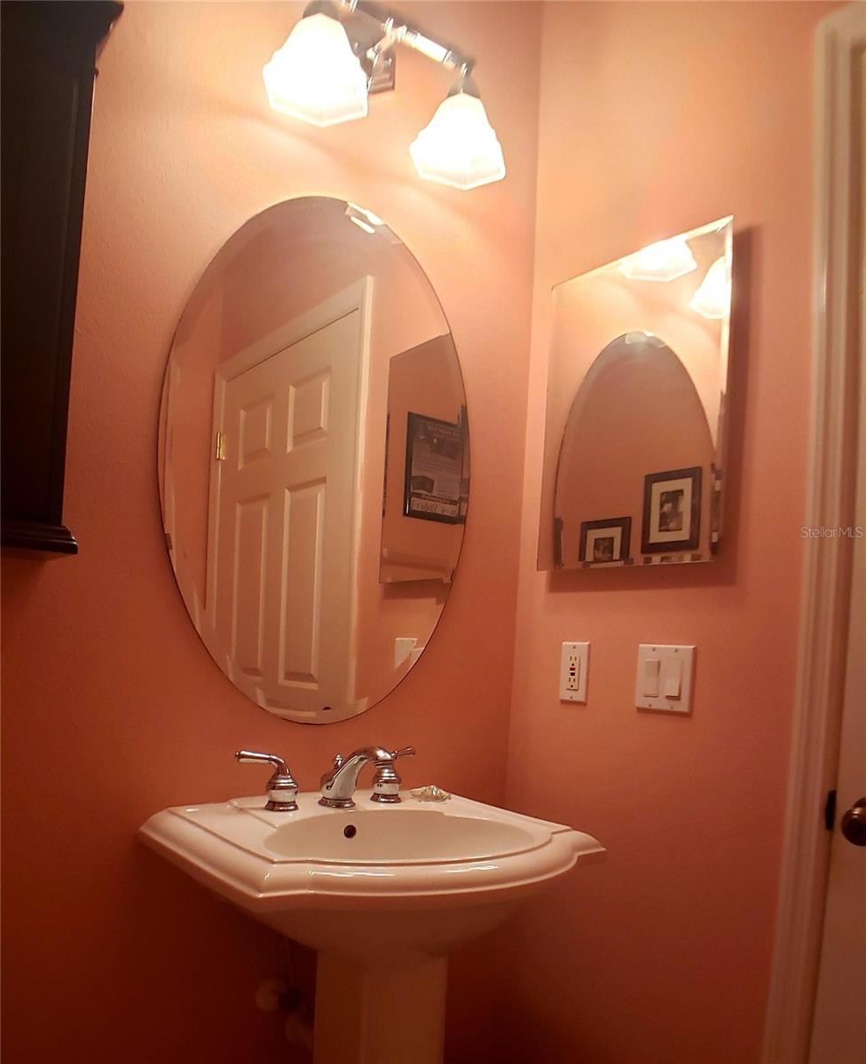 HARBORAGE ON BRADEN RIVER PH II - Residential