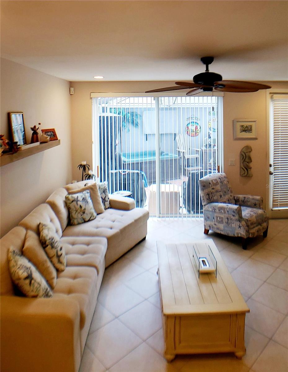 HARBORAGE ON BRADEN RIVER PH II - Residential