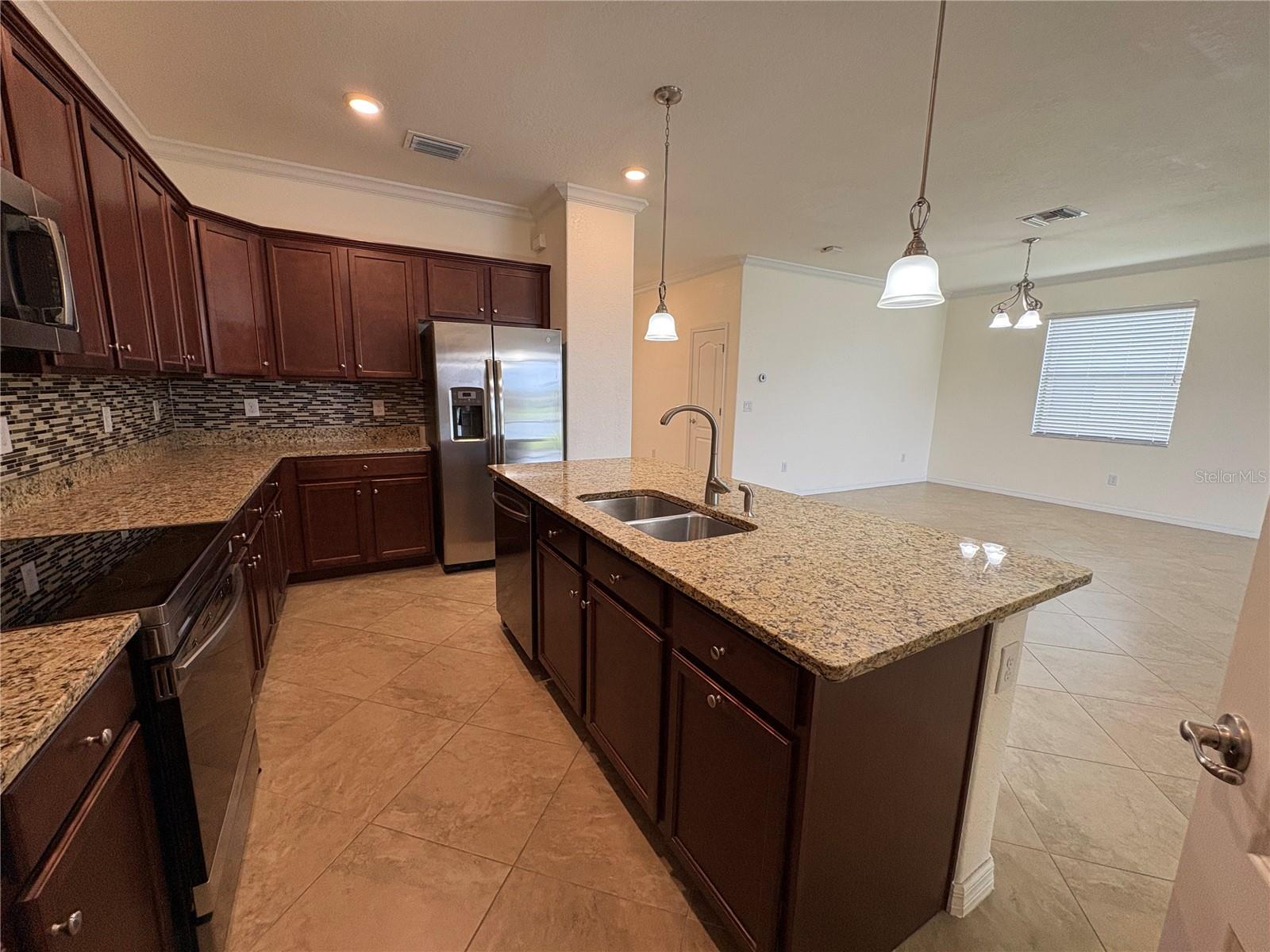 COPPERLEAF - Residential Lease