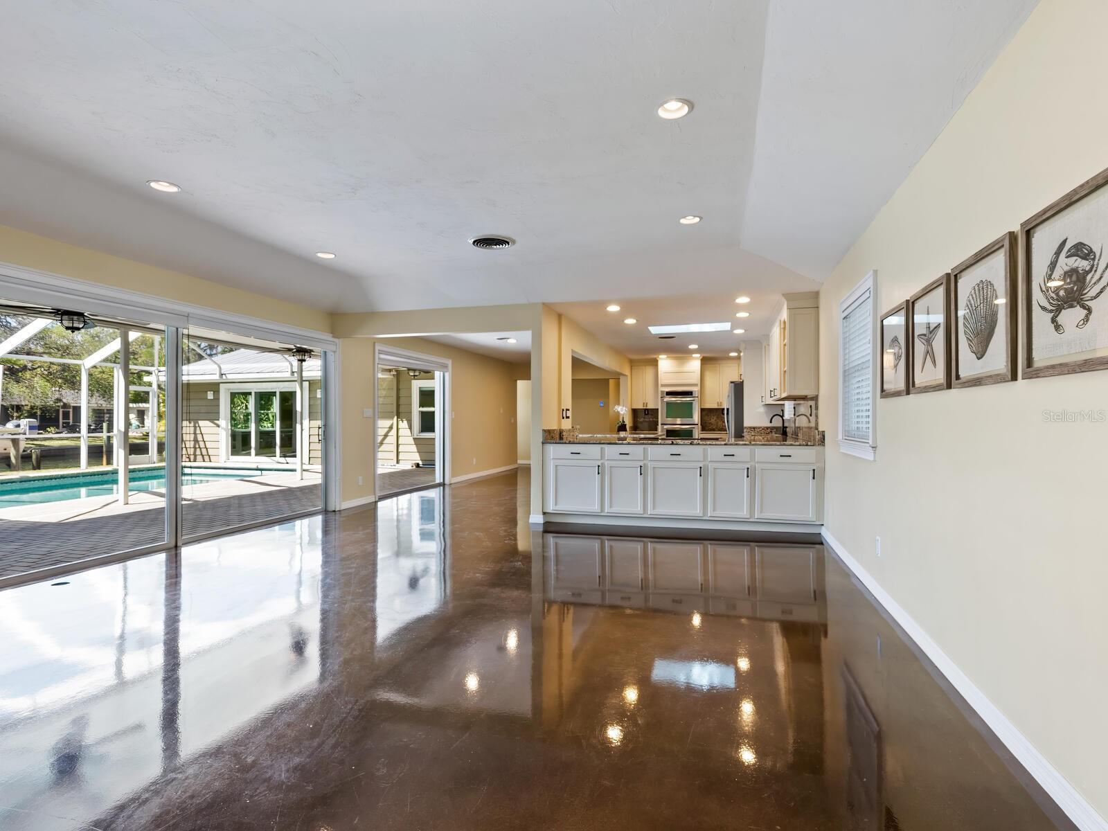1248 NORTHPORT DRIVE