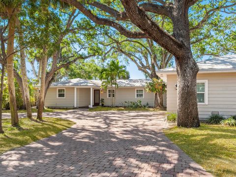 1248 NORTHPORT DRIVE SARASOTA FL 34242