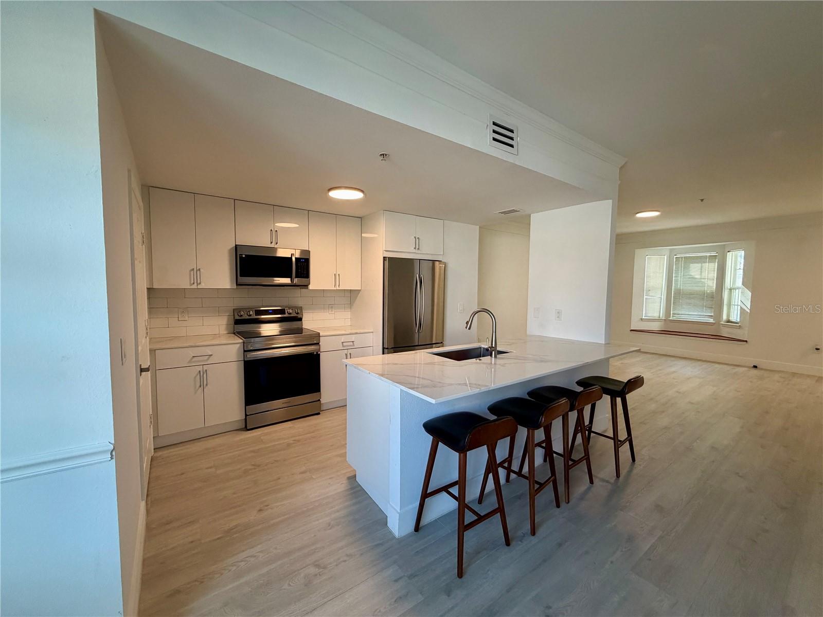 HAMPTONS/METROWEST - Residential