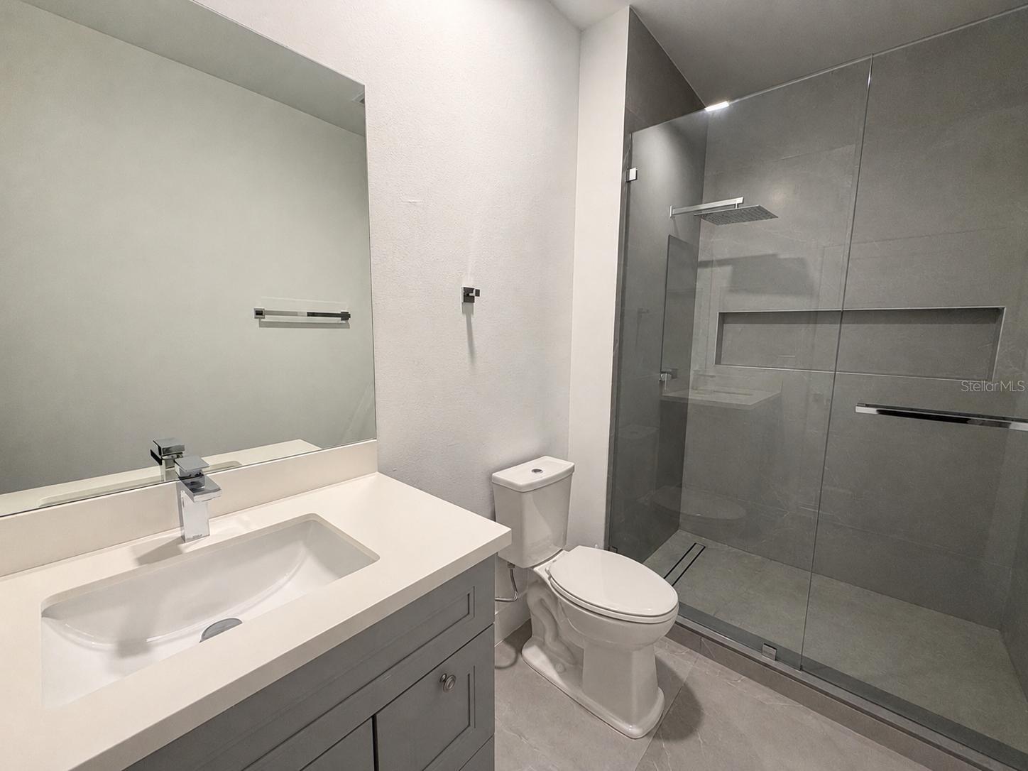 HAMPTONS/METROWEST - Residential