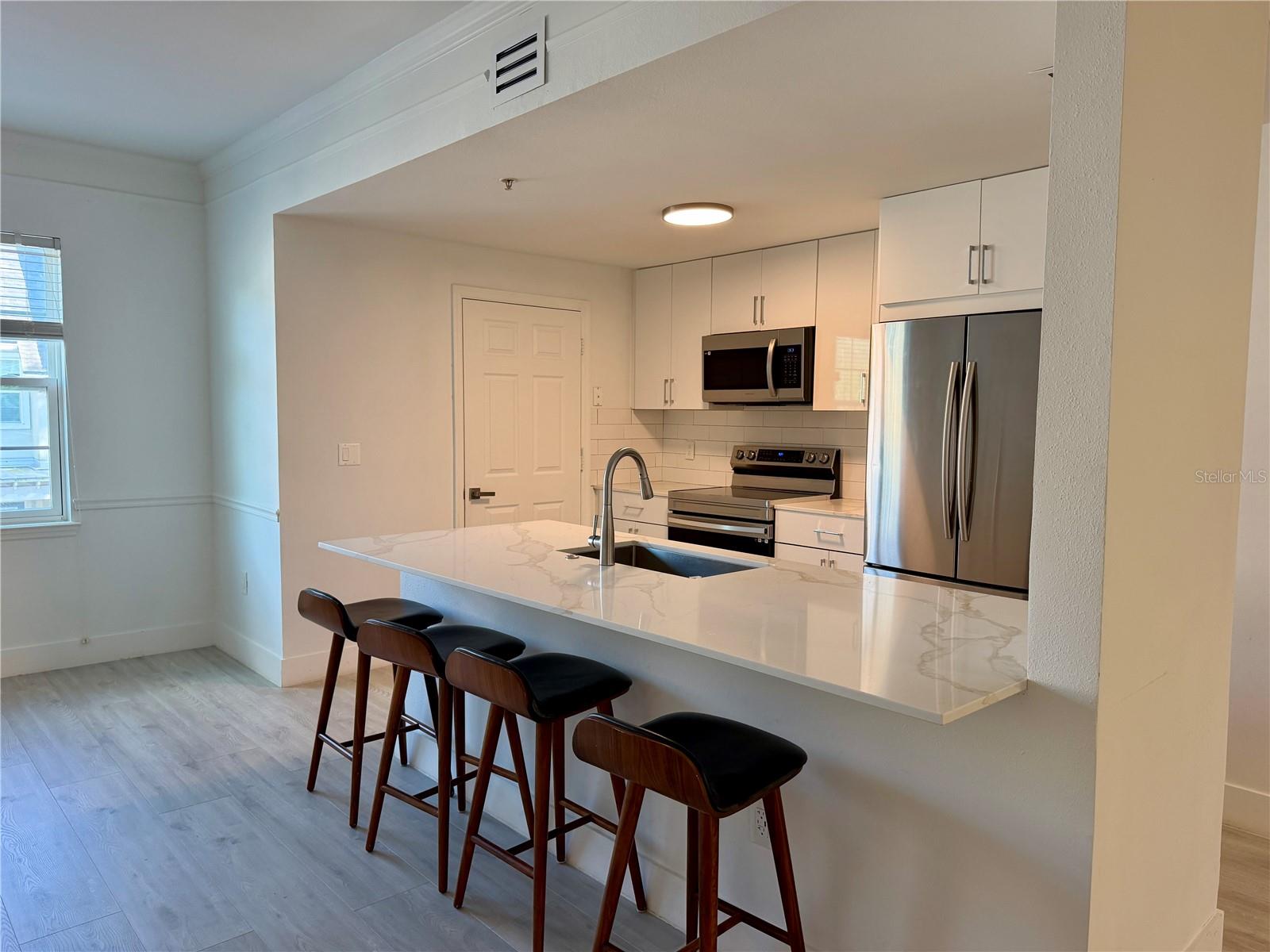 HAMPTONS/METROWEST - Residential