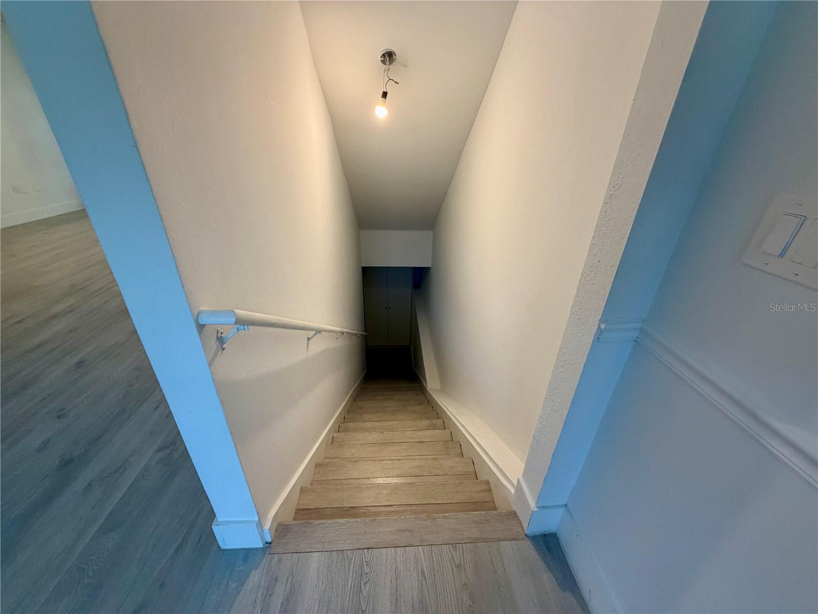HAMPTONS/METROWEST - Residential