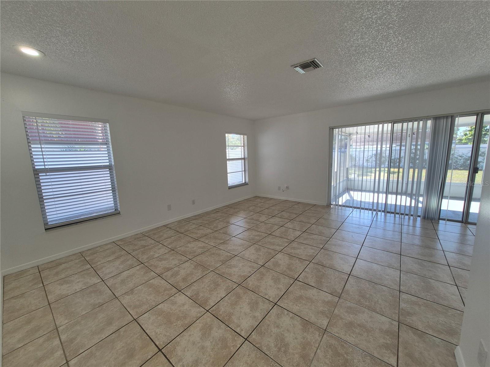 BRANDON GROVES SEC TWO - Residential Lease