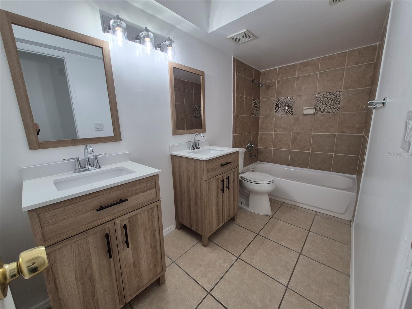 BRANDON GROVES SEC TWO - Residential Lease