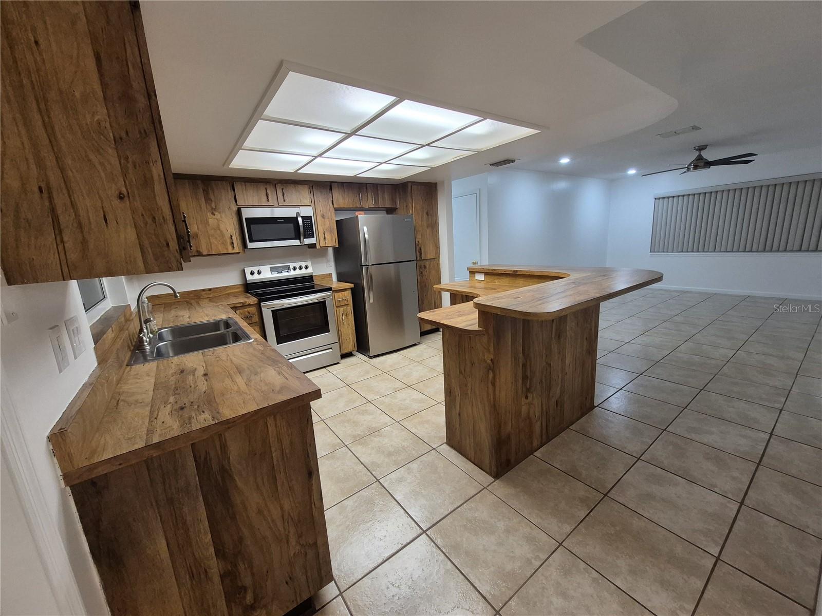 BRANDON GROVES SEC TWO - Residential Lease