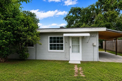 Photo of 38401 Ferguson Ave, Dade City, FL 33525 (MLS # TB8523910)