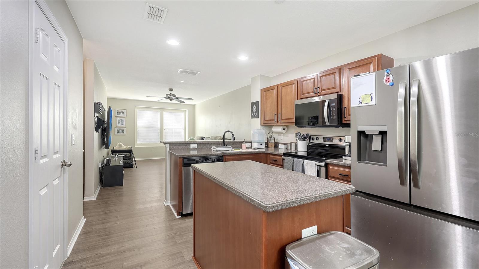 8907 WHITE SAGE LOOP