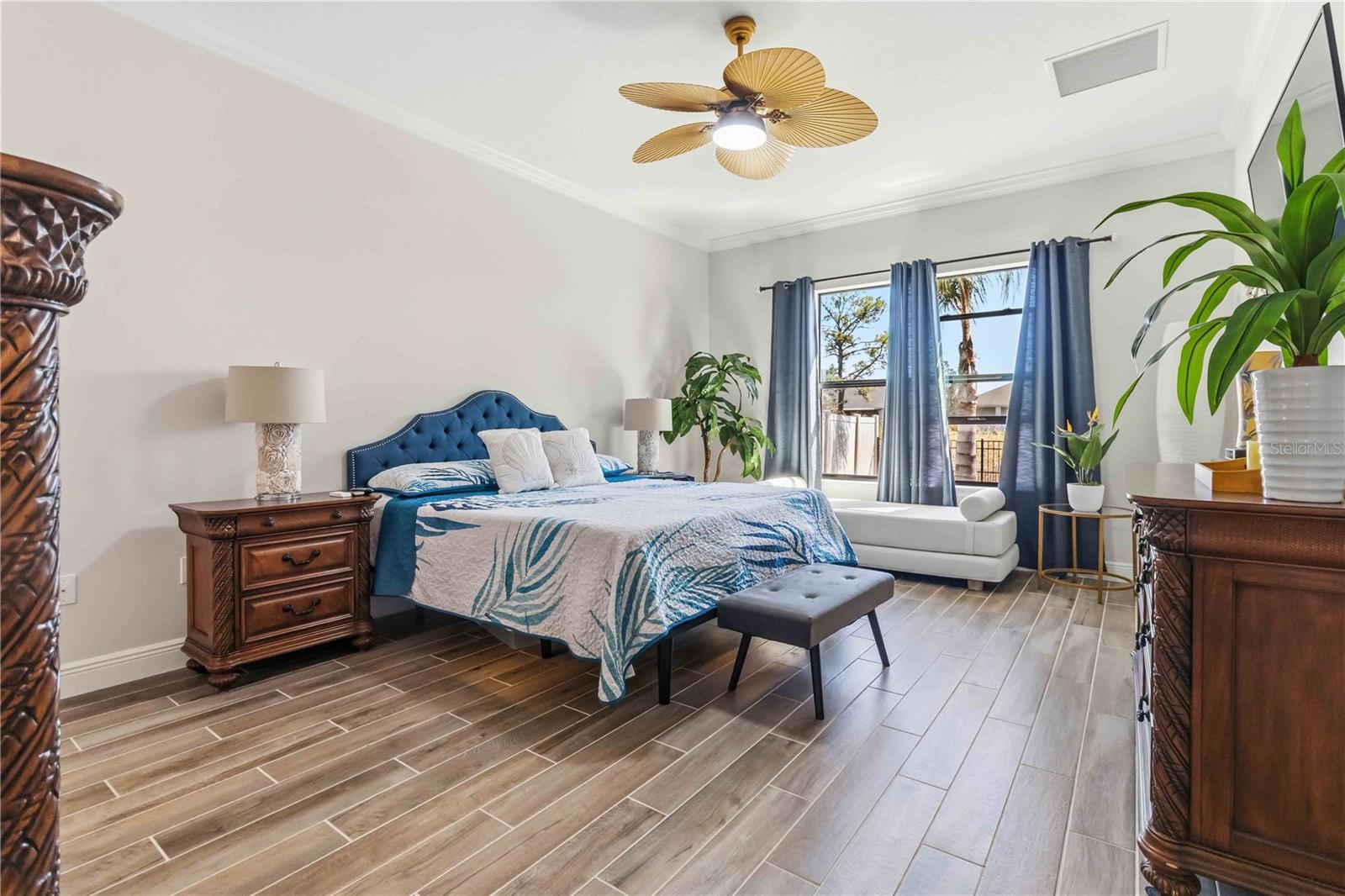 SOUTH CARPENTER ESTATES - Residential