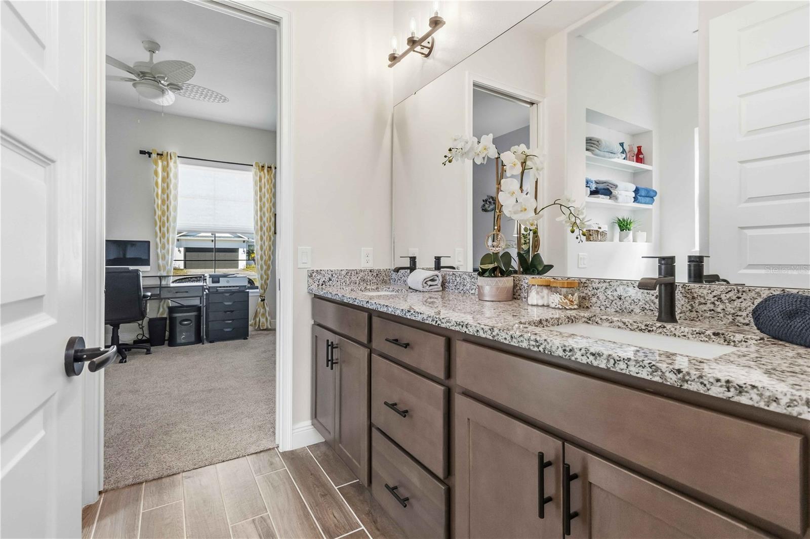 SOUTH CARPENTER ESTATES - Residential