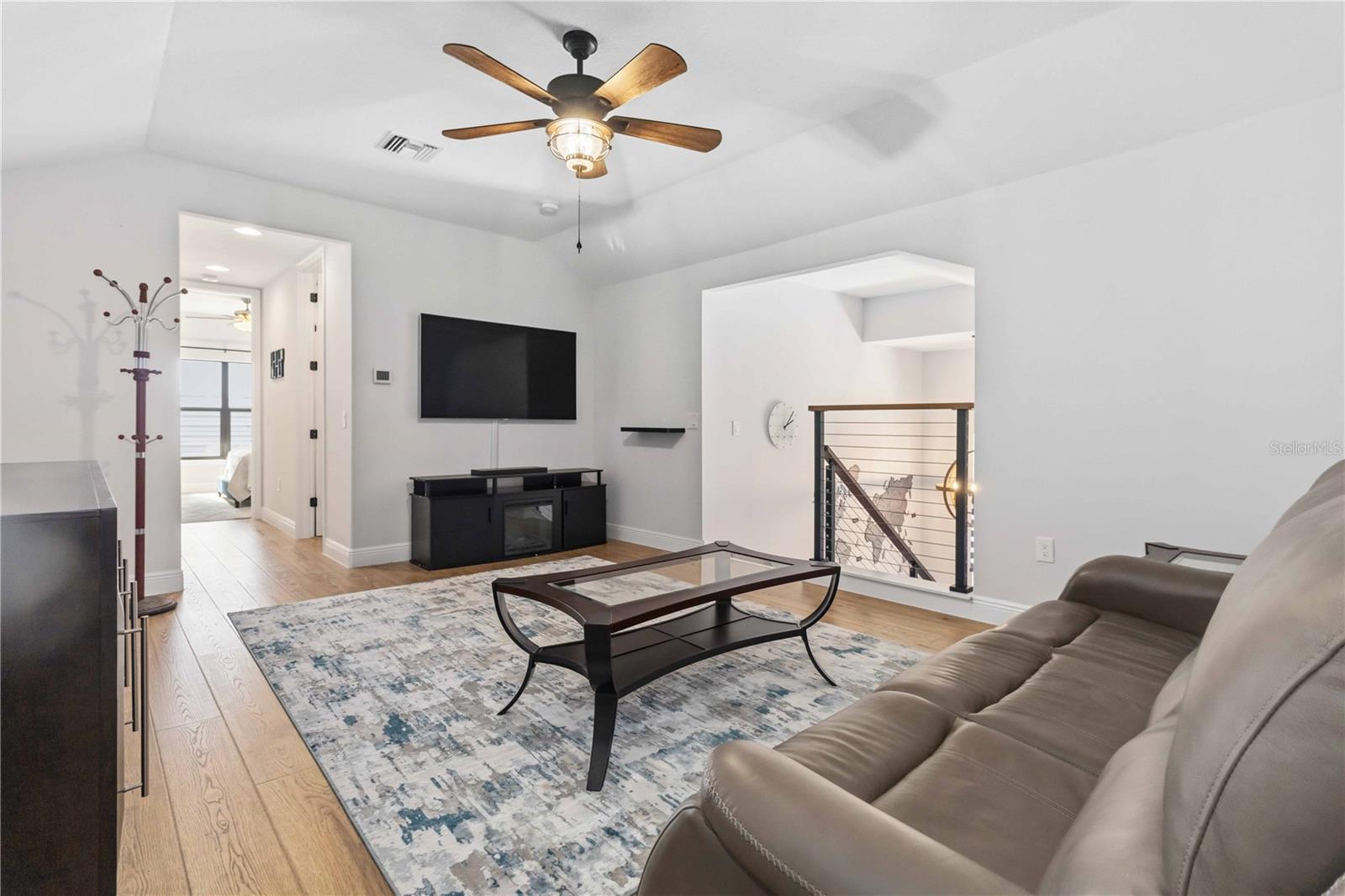 SOUTH CARPENTER ESTATES - Residential