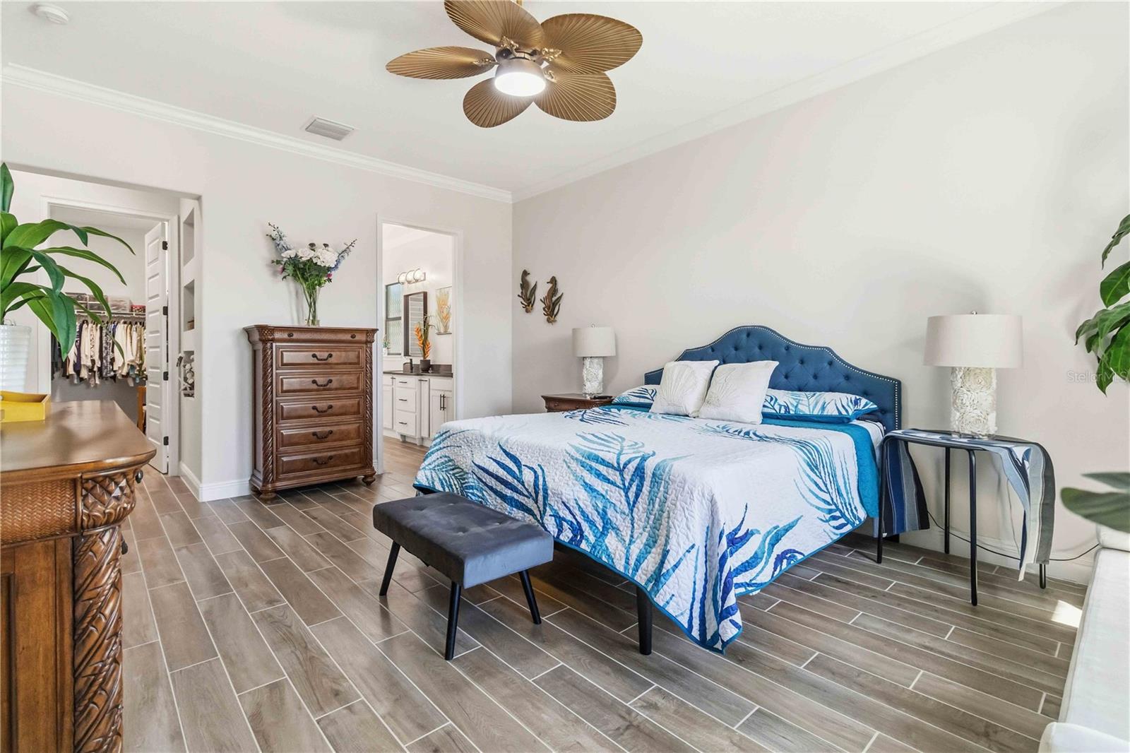 SOUTH CARPENTER ESTATES - Residential