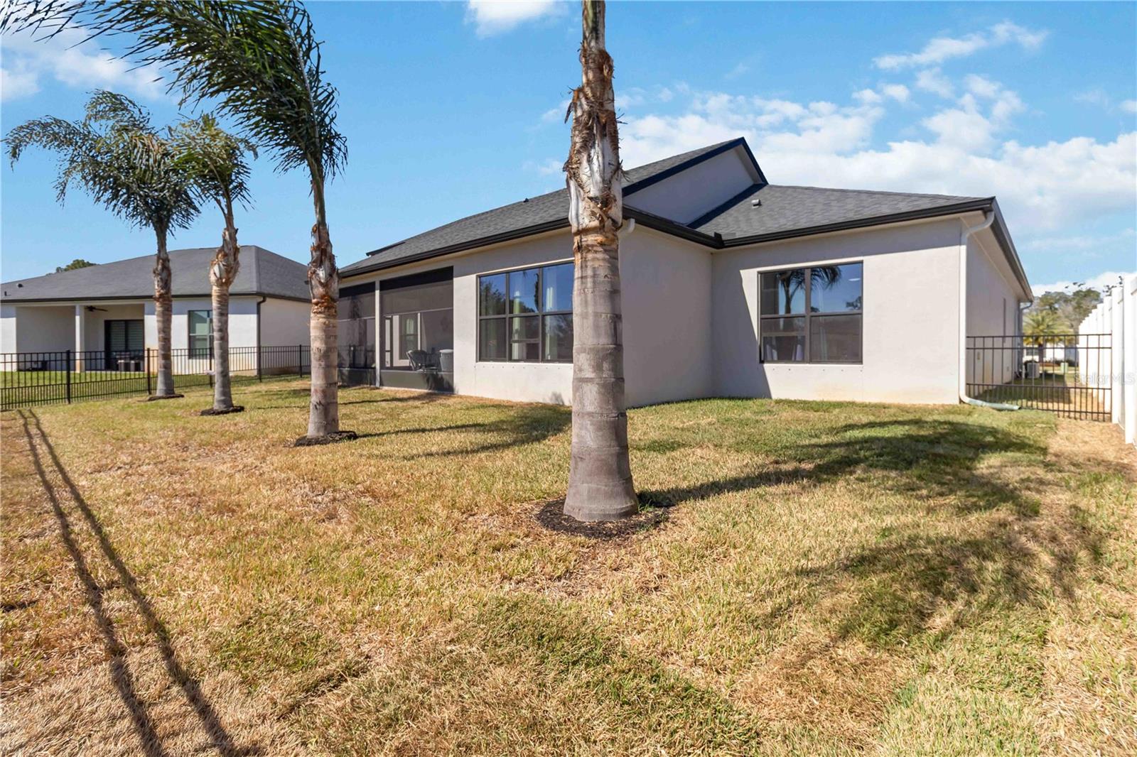 SOUTH CARPENTER ESTATES - Residential