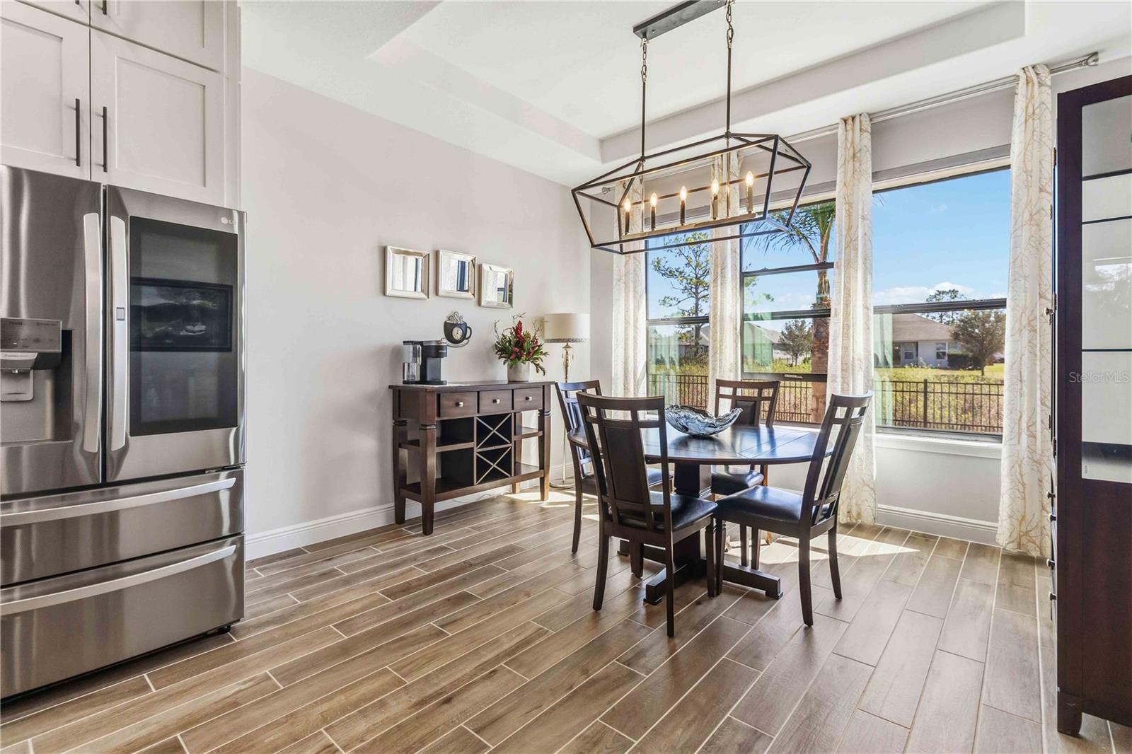 SOUTH CARPENTER ESTATES - Residential