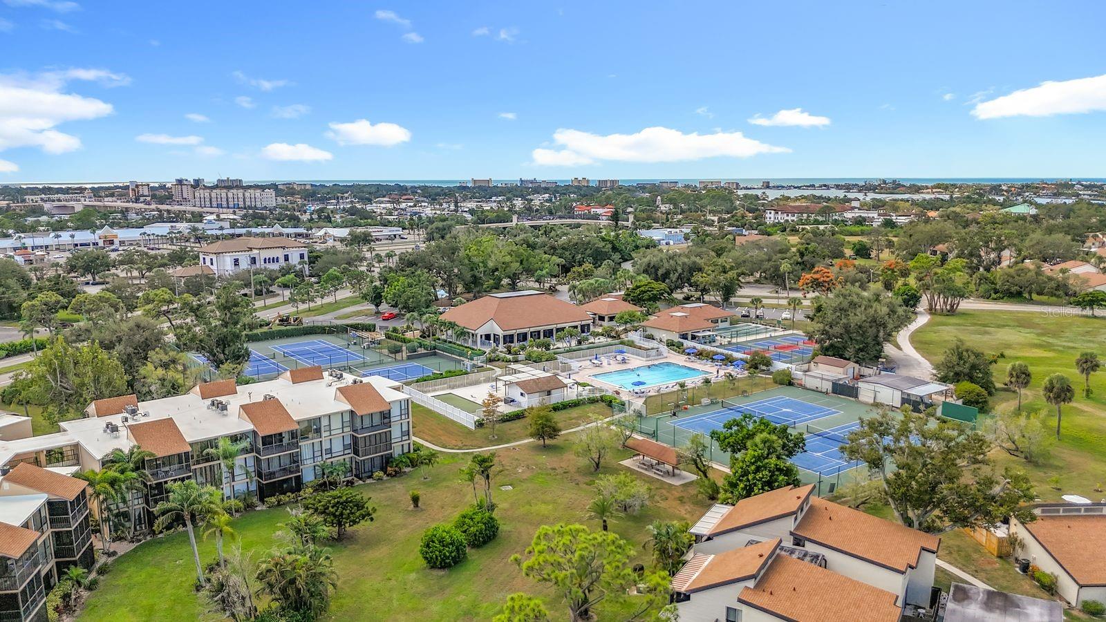 CARDINAL CONDO APTS - Residential