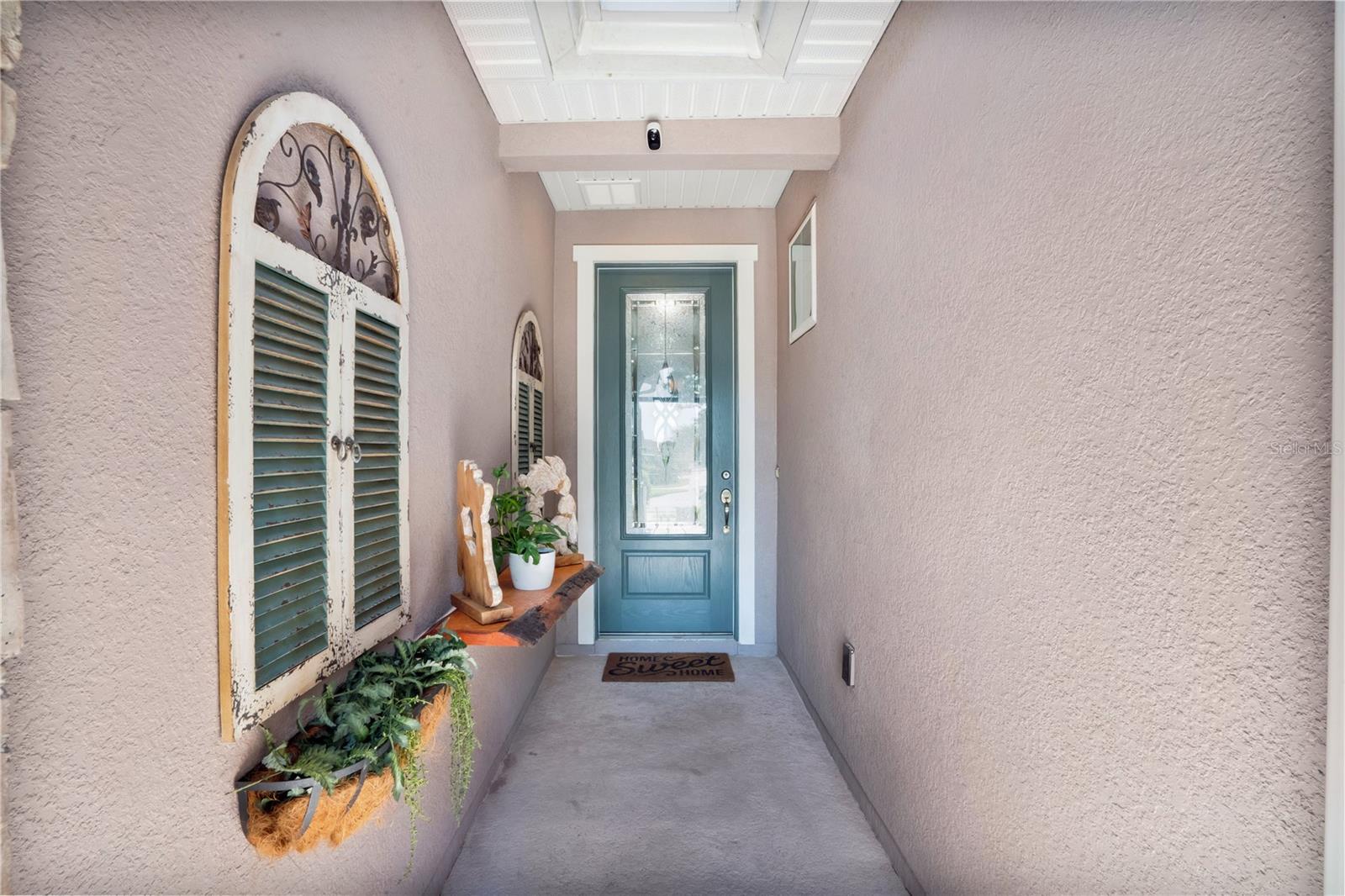 305 SILVER MAPLE ROAD