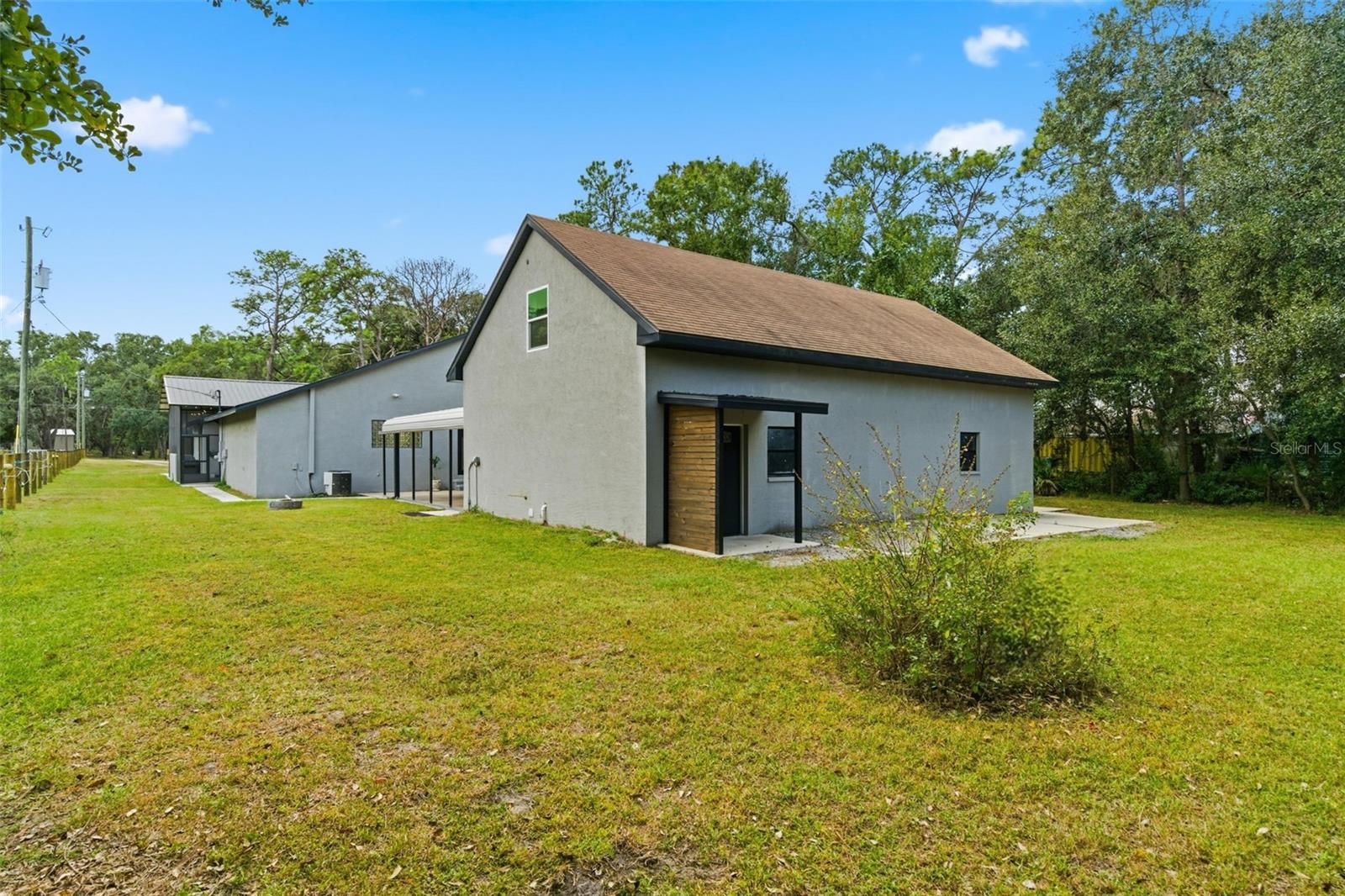 PLANTATION PINES - Residential