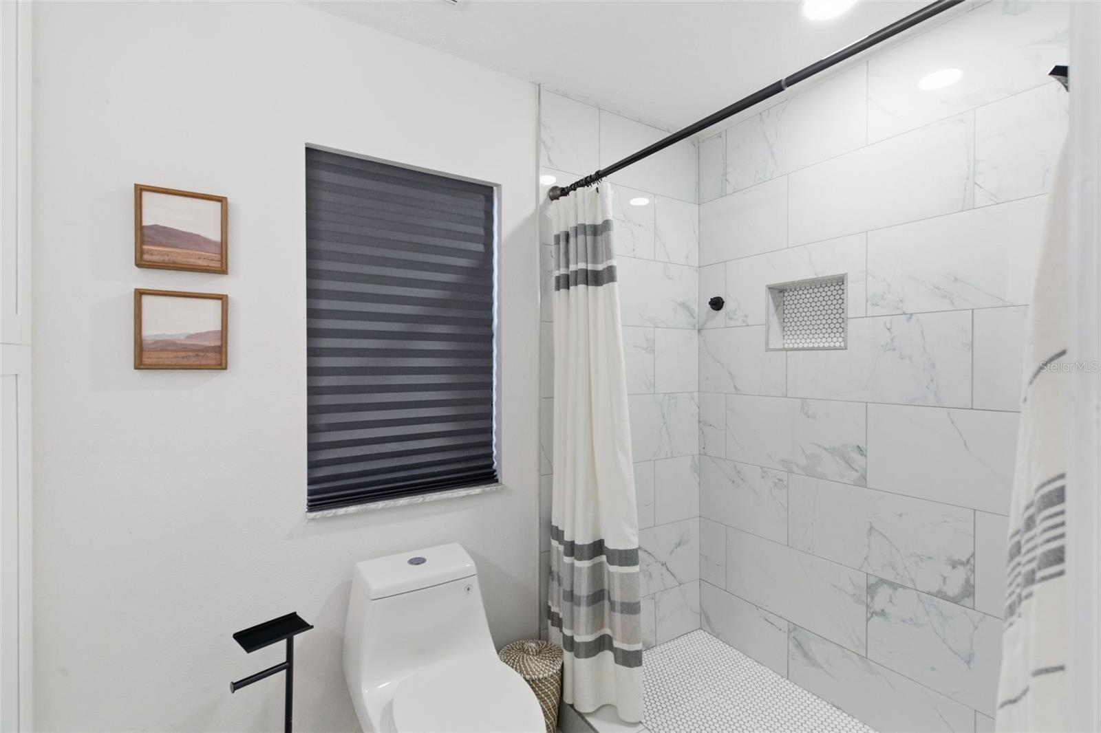 PLANTATION PINES - Residential