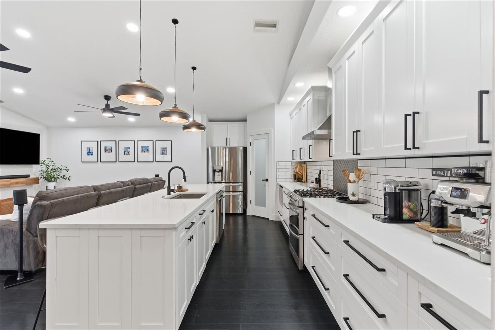 PLANTATION PINES - Residential