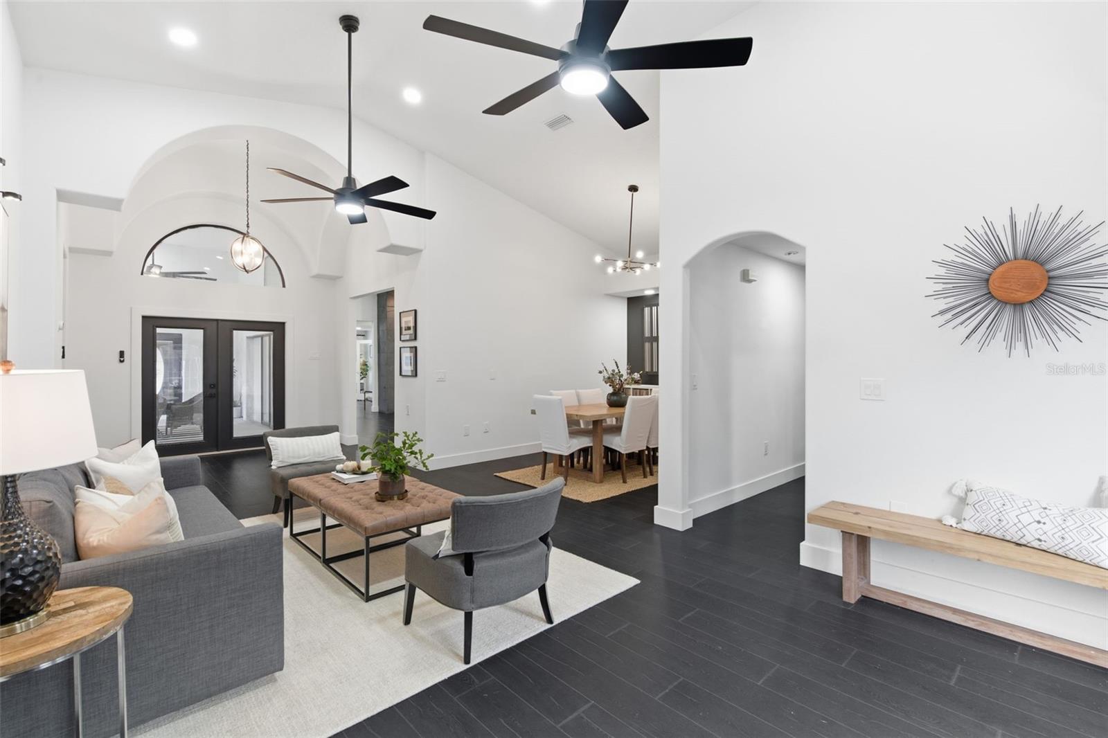 PLANTATION PINES - Residential