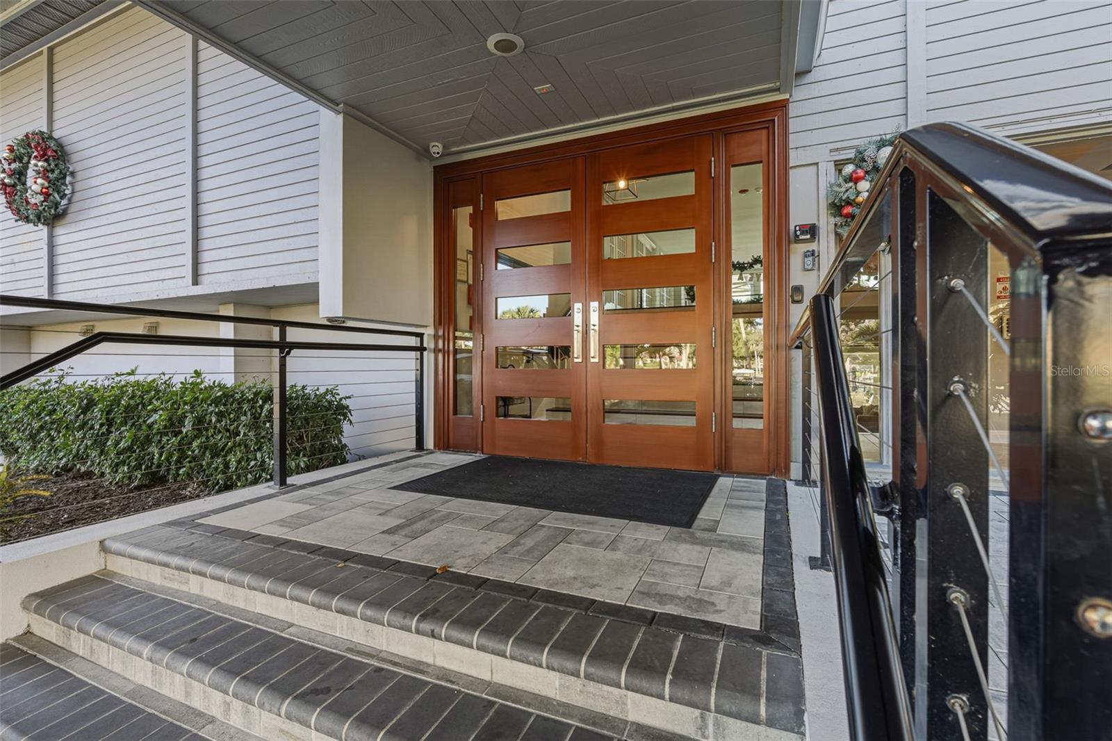 SOUTHBAY YACHT & RACQUET CLUB - Residential