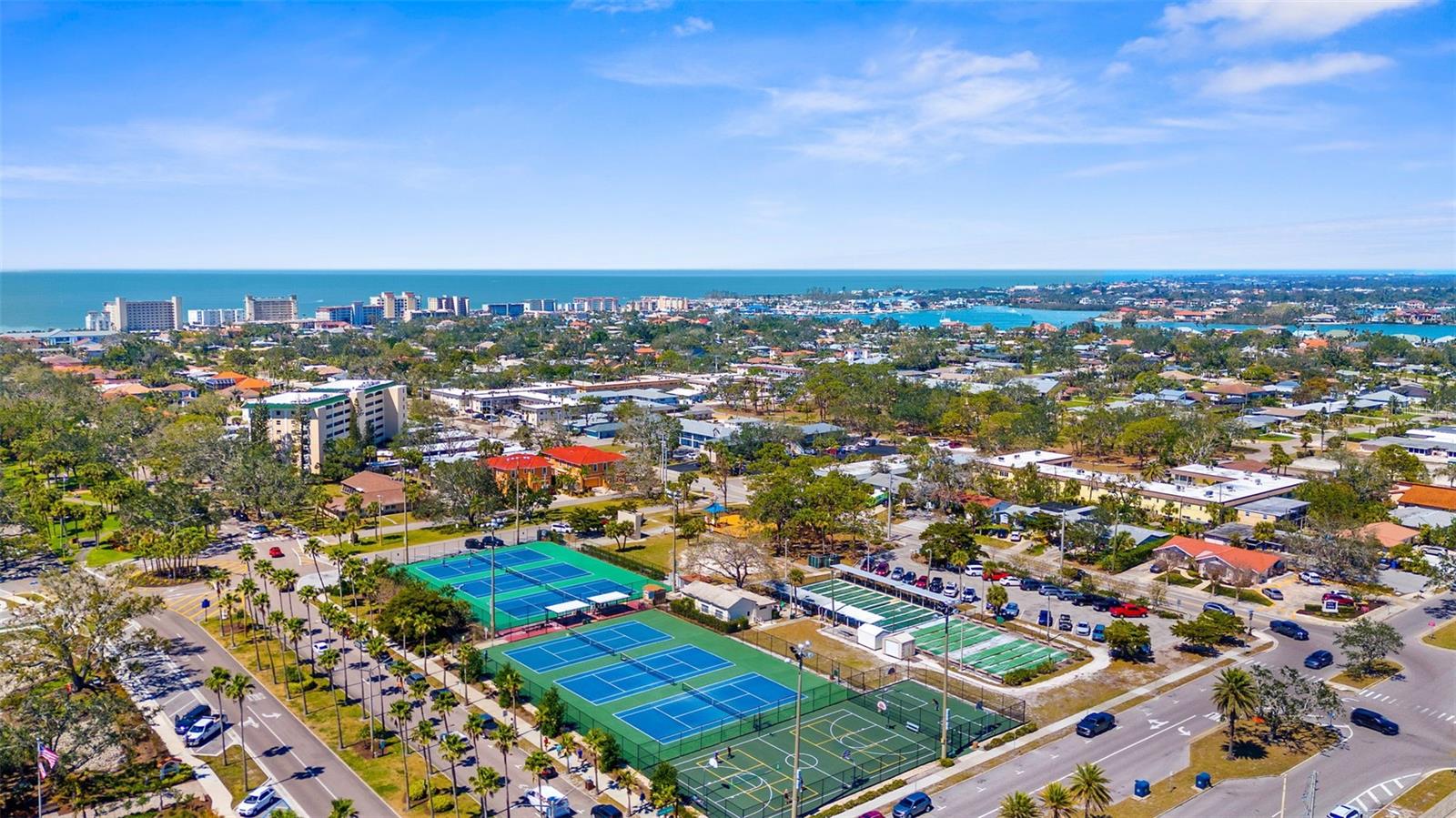 SOUTHBAY YACHT & RACQUET CLUB - Residential