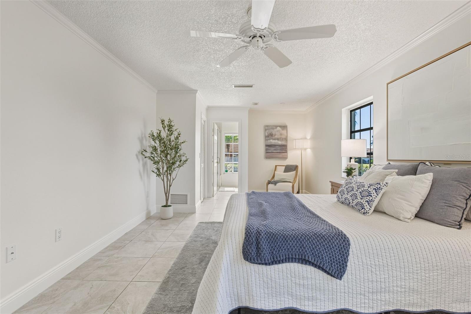 SOUTHBAY YACHT & RACQUET CLUB - Residential