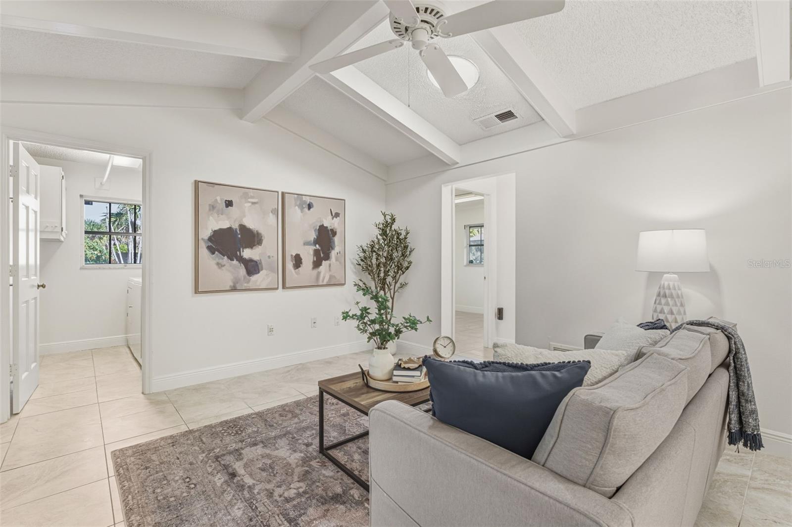 SOUTHBAY YACHT & RACQUET CLUB - Residential