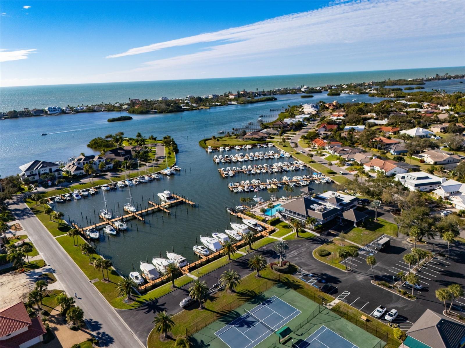 SOUTHBAY YACHT & RACQUET CLUB - Residential