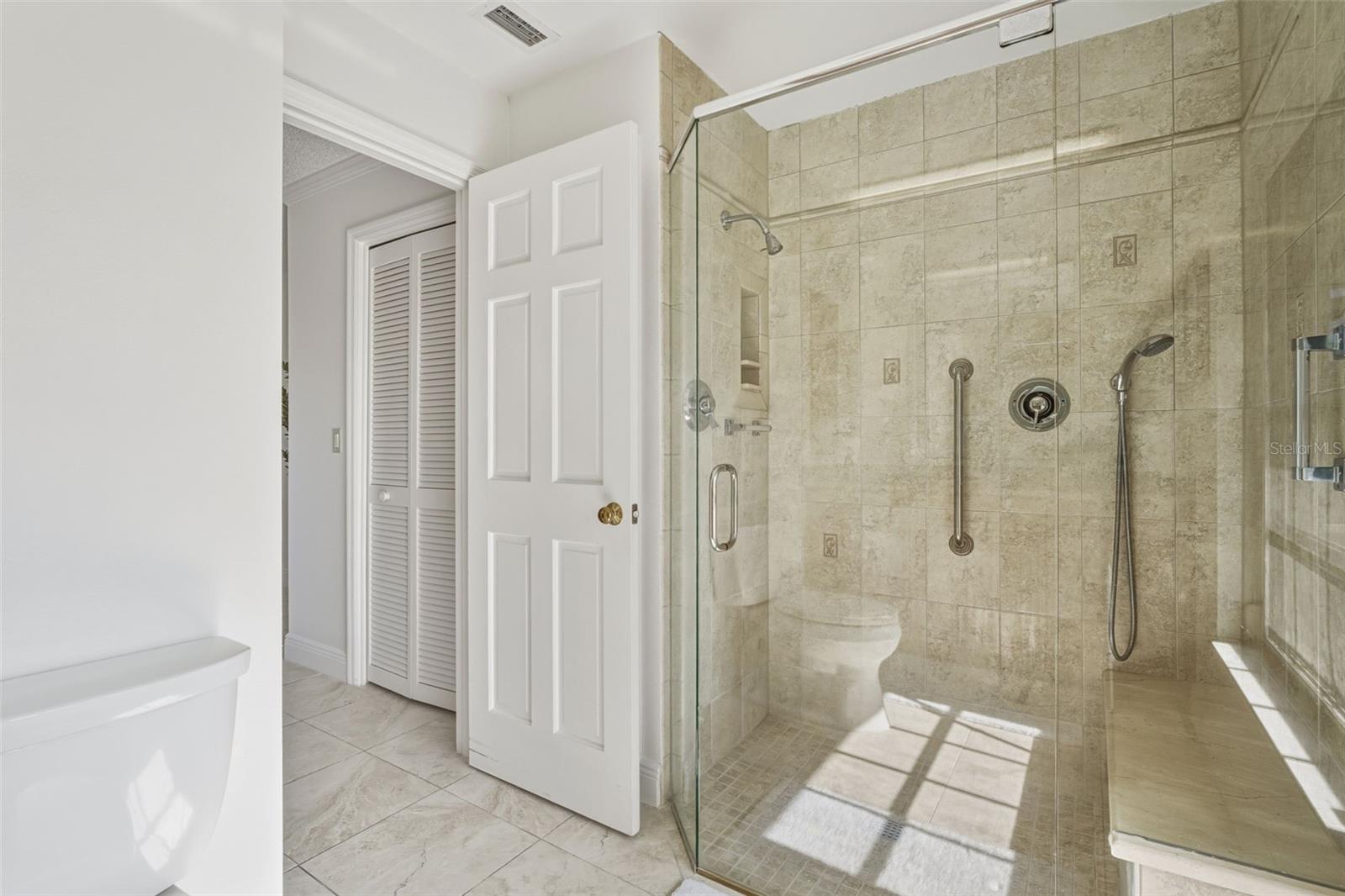 SOUTHBAY YACHT & RACQUET CLUB - Residential