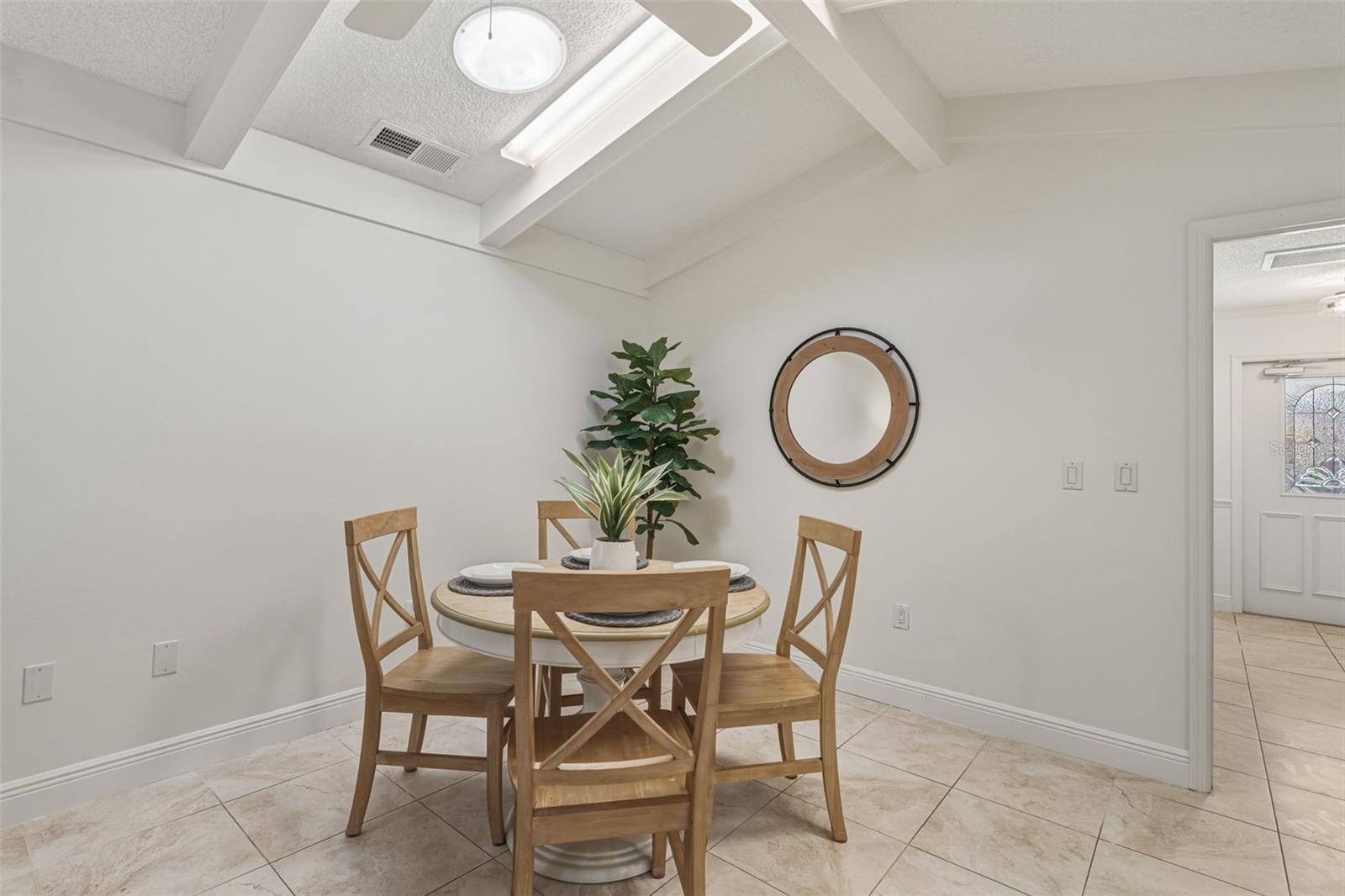 SOUTHBAY YACHT & RACQUET CLUB - Residential