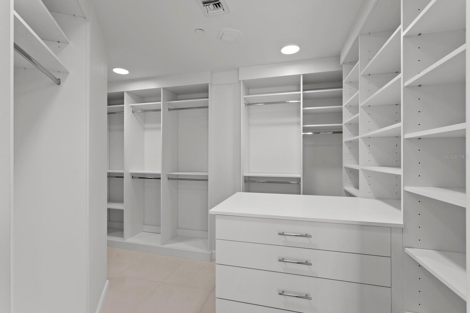 AQUATICA CONDO - Residential