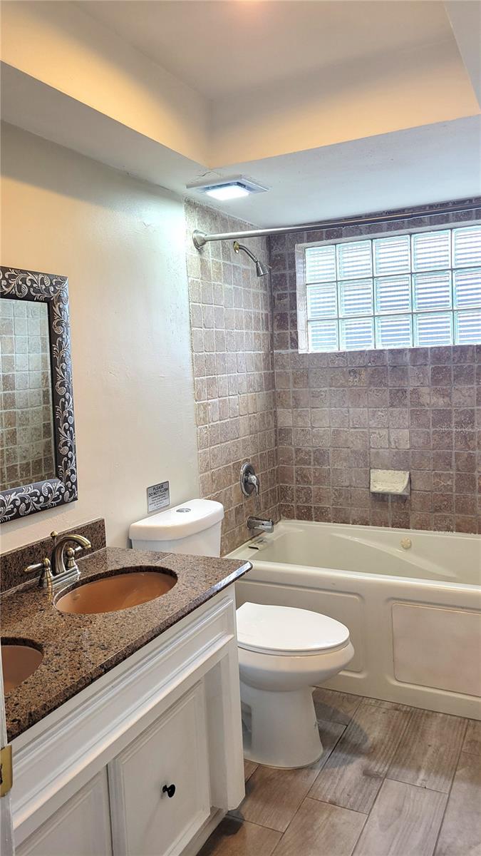 HILLS - Residential Lease