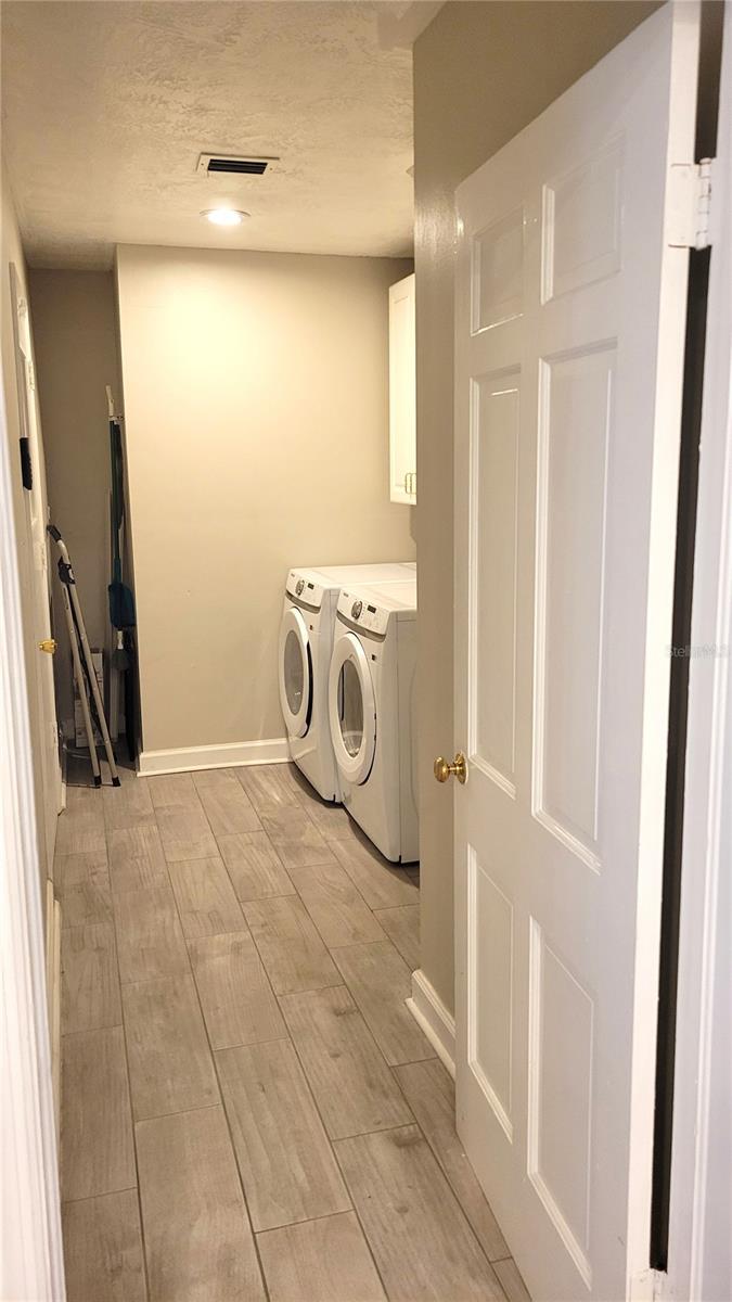 HILLS - Residential Lease