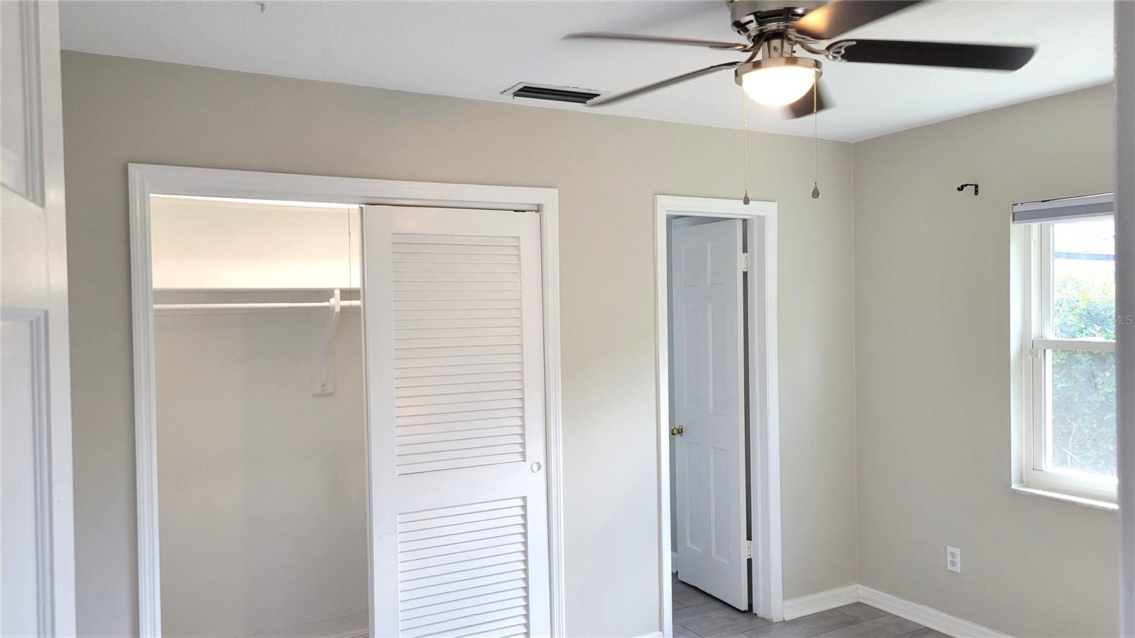 HILLS - Residential Lease