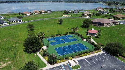 A home in LAKE ALFRED