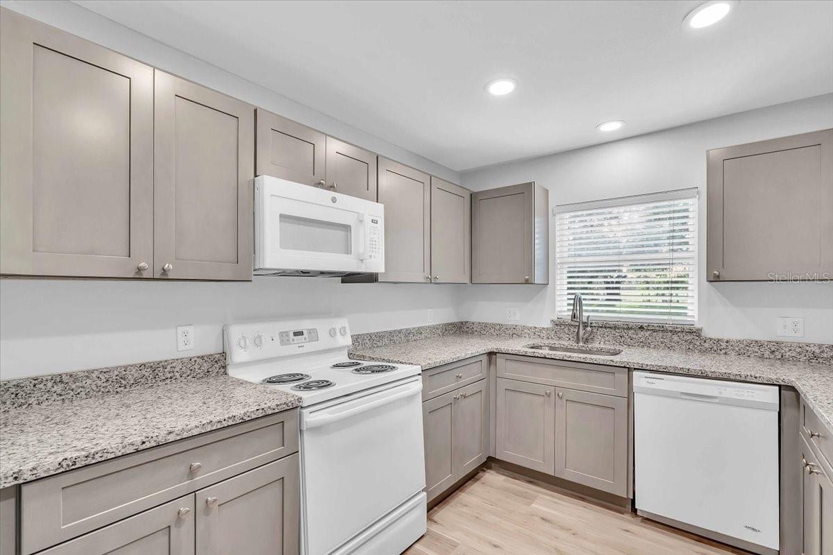 BROOKSIDE 4 - Residential Lease